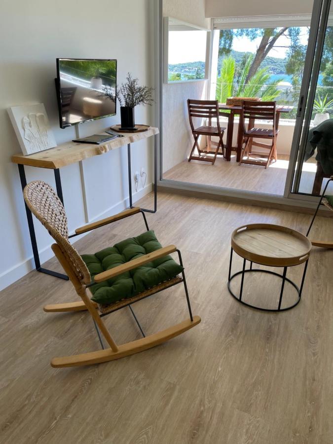 Charme & Calme-Tamaris- Studio Vue Mer - Piscine - Le Petit Olivier Sur Mer لا سين سور مير المظهر الخارجي الصورة